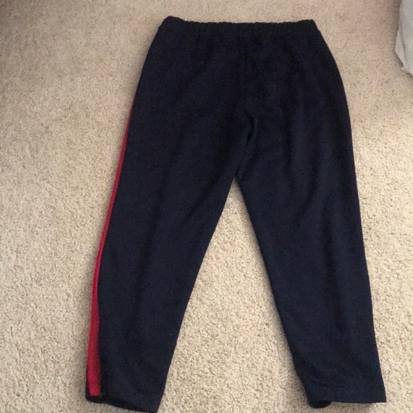 Old navy joggers size medium - Picture 2 of 2